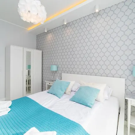 Bright - Neptun Park By Oneapartments アパート *