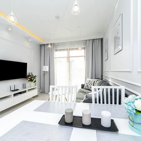 شقة Bright - Neptun Park By Oneapartments