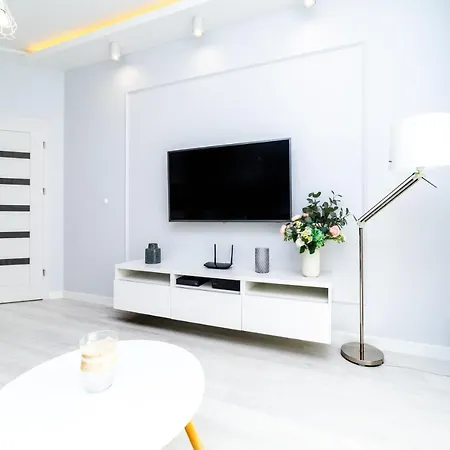 شقة Bright - Neptun Park By Oneapartments غدانسك
